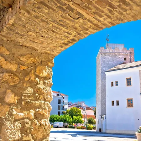 In 15491 Novi Vinodolski